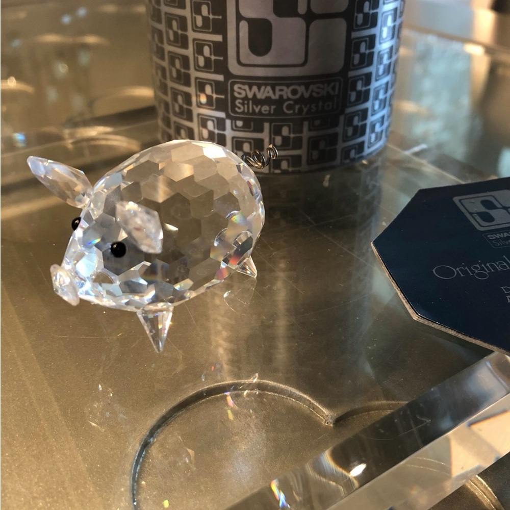 SWAROVSKI RETIRED SET OF TWO PIGS